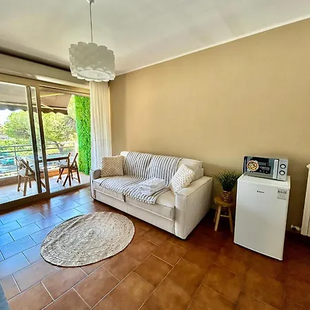 Paloma Apartment *