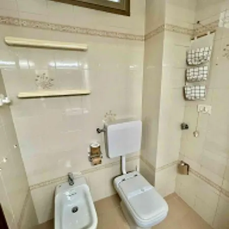 Paloma Apartment *